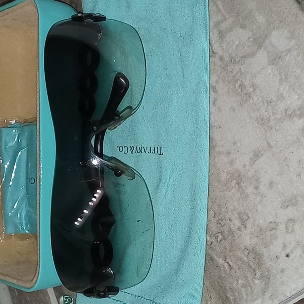 Authentic Versace Sunglasses - image 5